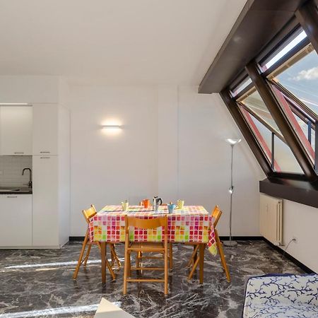 Joivy Spacious Apt For 6, Near Train Station And Beach Sestri Levante Exterior photo
