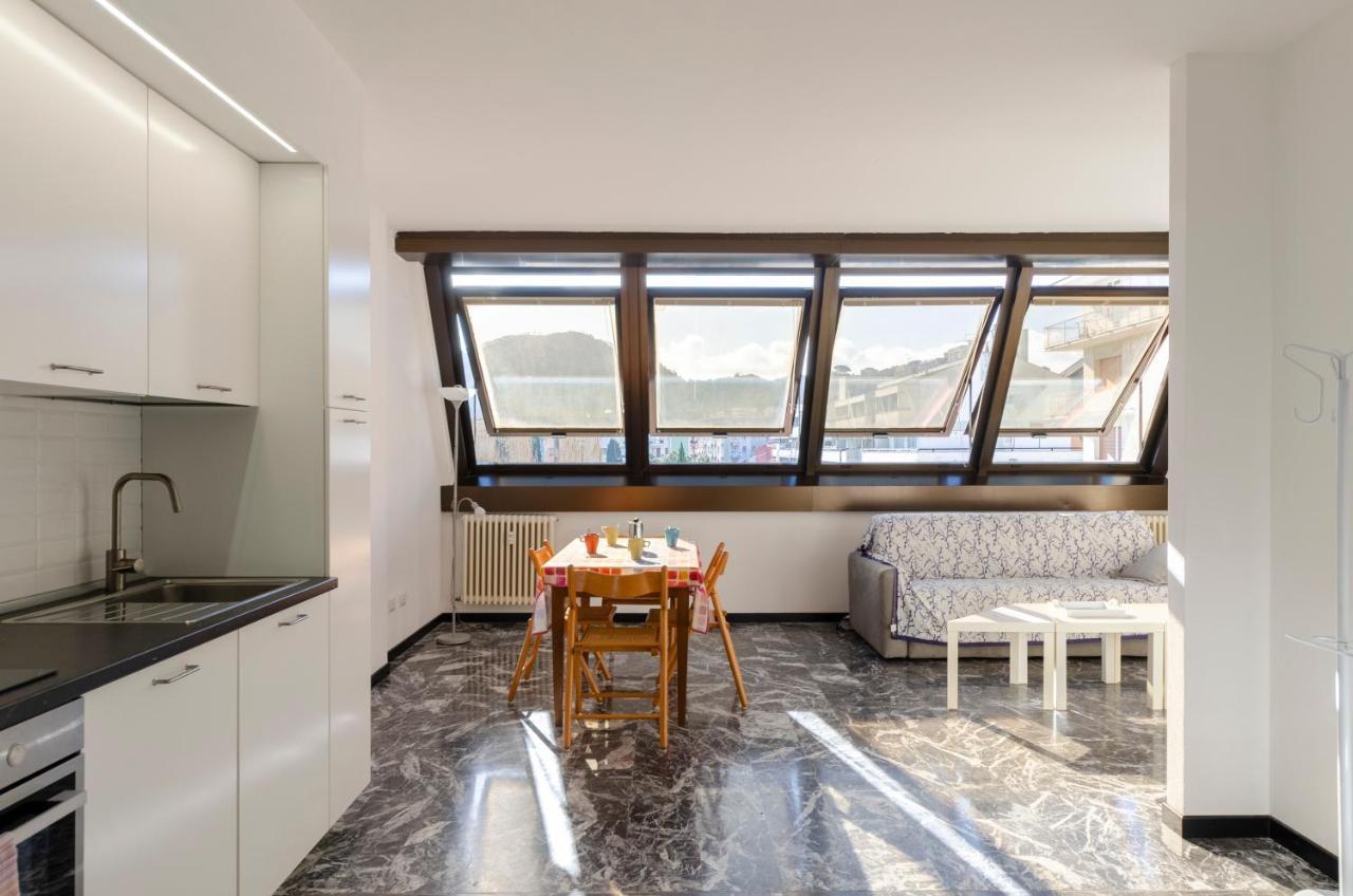 Joivy Spacious Apt For 6, Near Train Station And Beach Sestri Levante Exterior photo